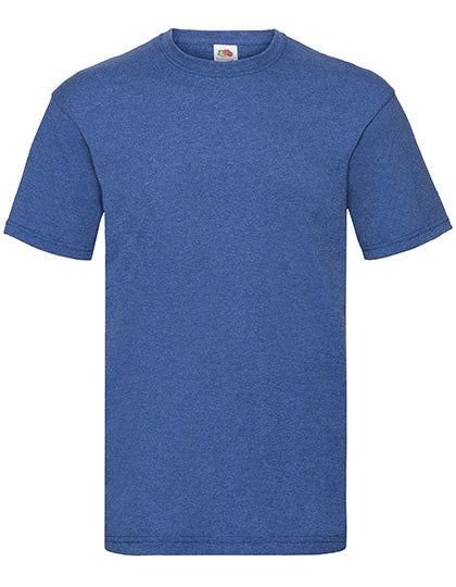En blå T-shirt fra Fruit of the Loom vises mod en hvid baggrund. Trøjen har korte ærmer og en rund halsudskæring.