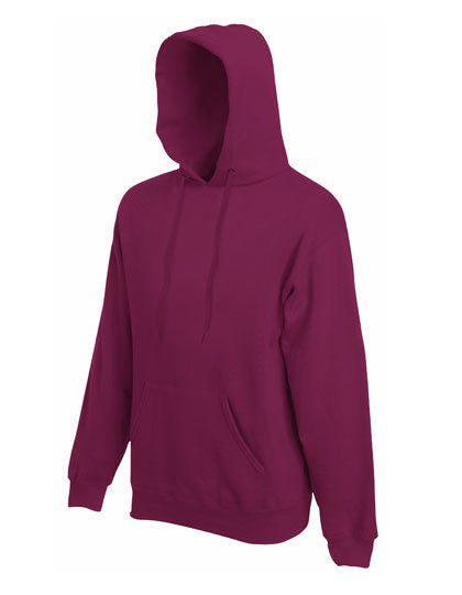 En vinrød hættetrøje fra Fruit of the Loom med lange ærmer og en stor frontlomme set mod en hvid baggrund.