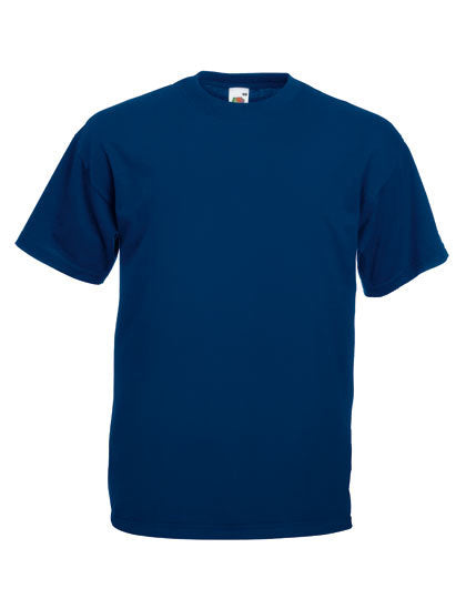 En mørkeblå T-shirt fra Fruit of the Loom uden tekst eller logo placeres centreret på en hvid baggrund.