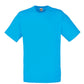 En turkis T-shirt fra Fruit of the Loom med korte ærmer ligger fladt uden nogen synlige mønstre eller designs.